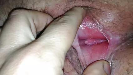 tres agujeros al mismo tiempo. Solo las actrices porno cogiendo a mexicana pueden hacer eso.