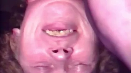 Es mejor golpear hasta el cuello que sudar en un bar mexicanas follando